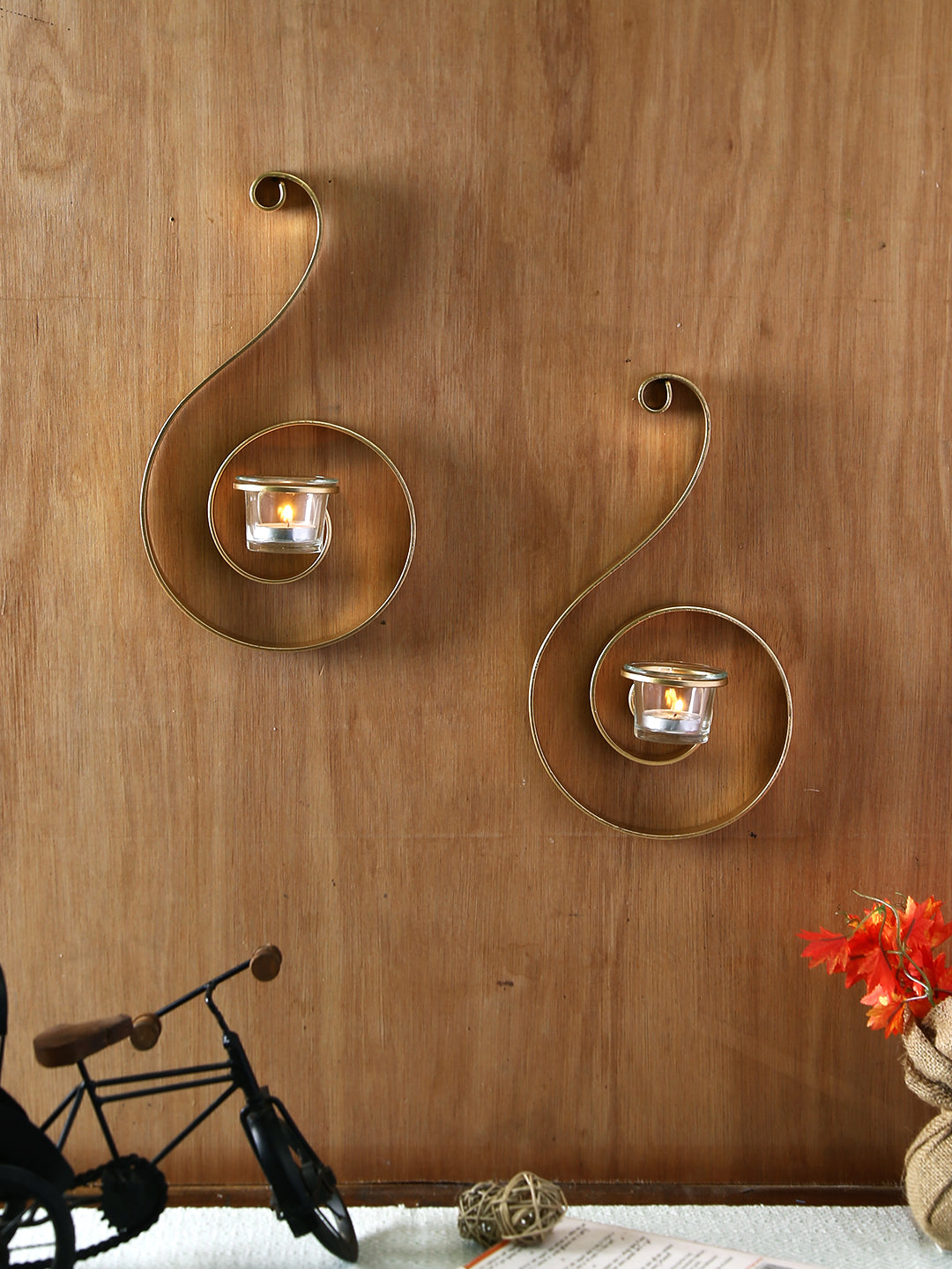 Hosley Set of 2 Metallic Gold Wall Sconce with Red and Clear Glasses