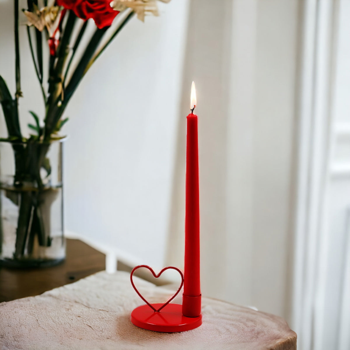 Hosley Set of 1 Heart Shape Iron Taper Candle Holder with Set of 4 Apple Cinnamon Fragrance Taper Candles
