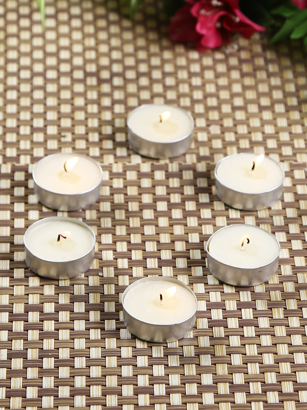 Hosley Highly Fragranced Vanilla Tea Light Candles (Set of 30)